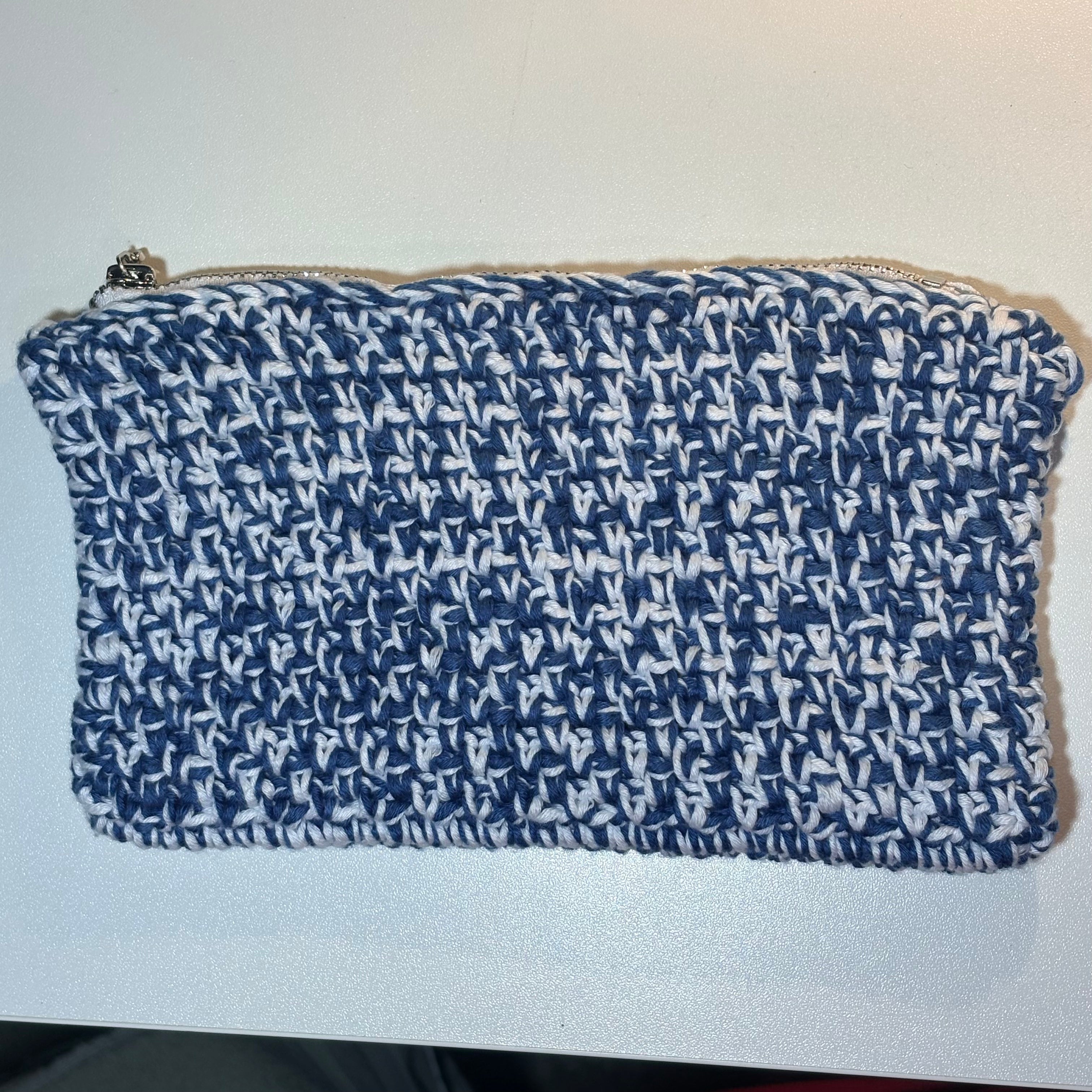 Small pouch